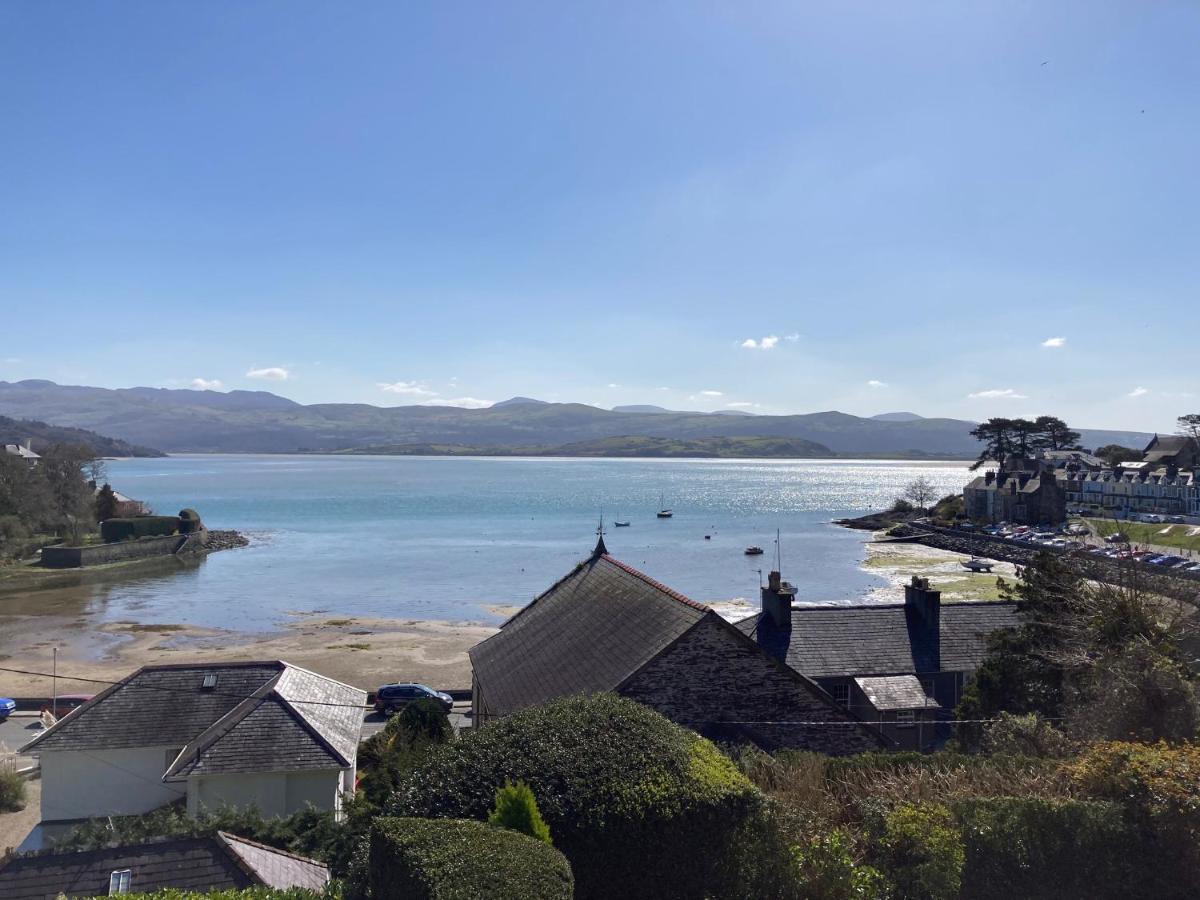 Tegfryn , 5*, Sea View, Borth Y Gest Vakantiehuis