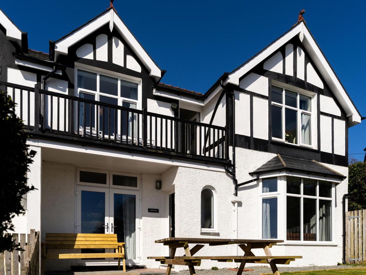 Tegfryn , 5*, Sea View, Borth Y Gest * Porthmadog